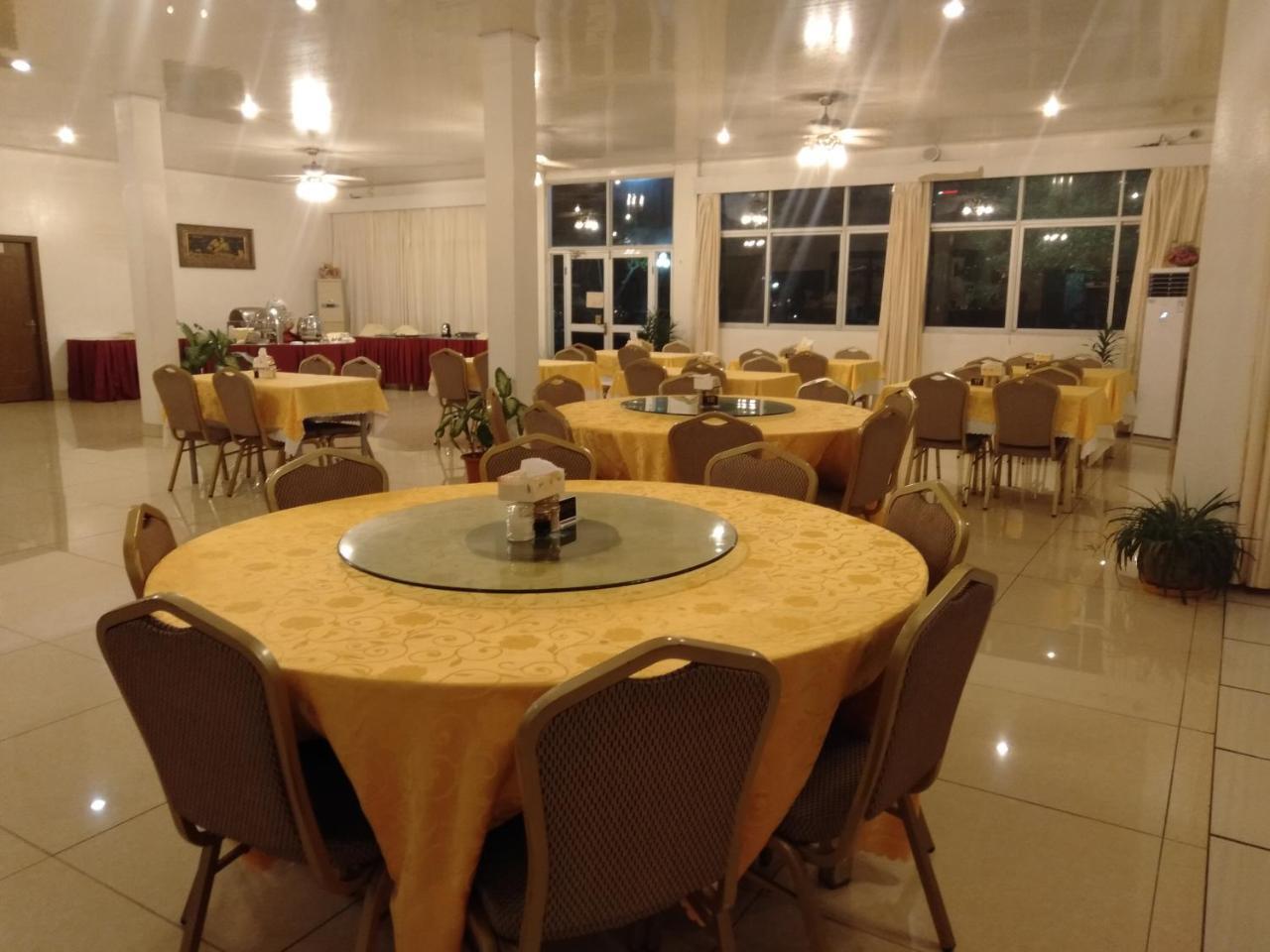 Beach Garden Hotel Dili Exterior photo