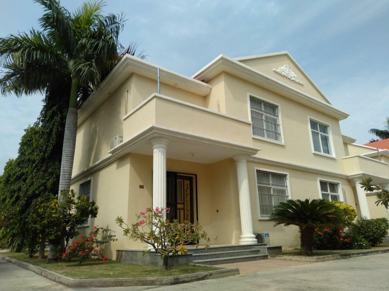 Beach Garden Hotel Dili Exterior photo