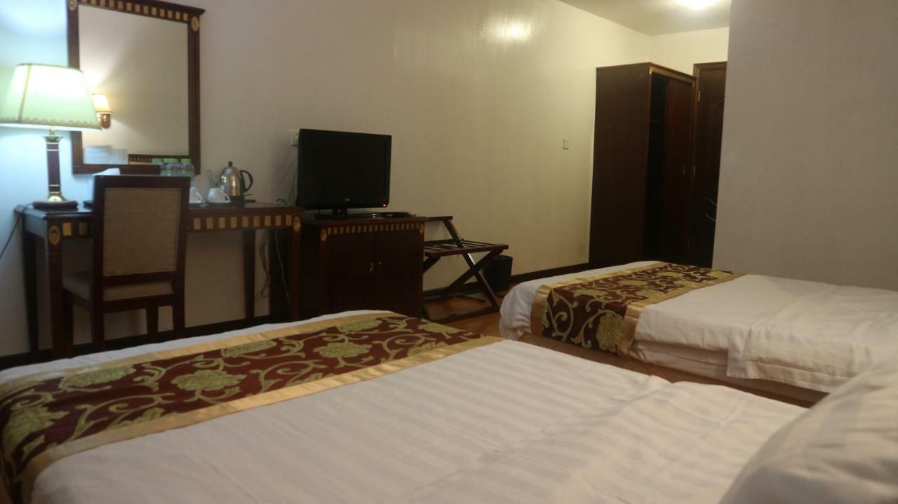 Beach Garden Hotel Dili Exterior photo